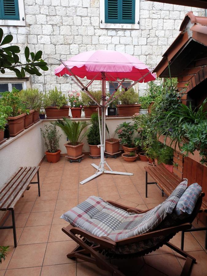 Apartments And Rooms Villa Lina *